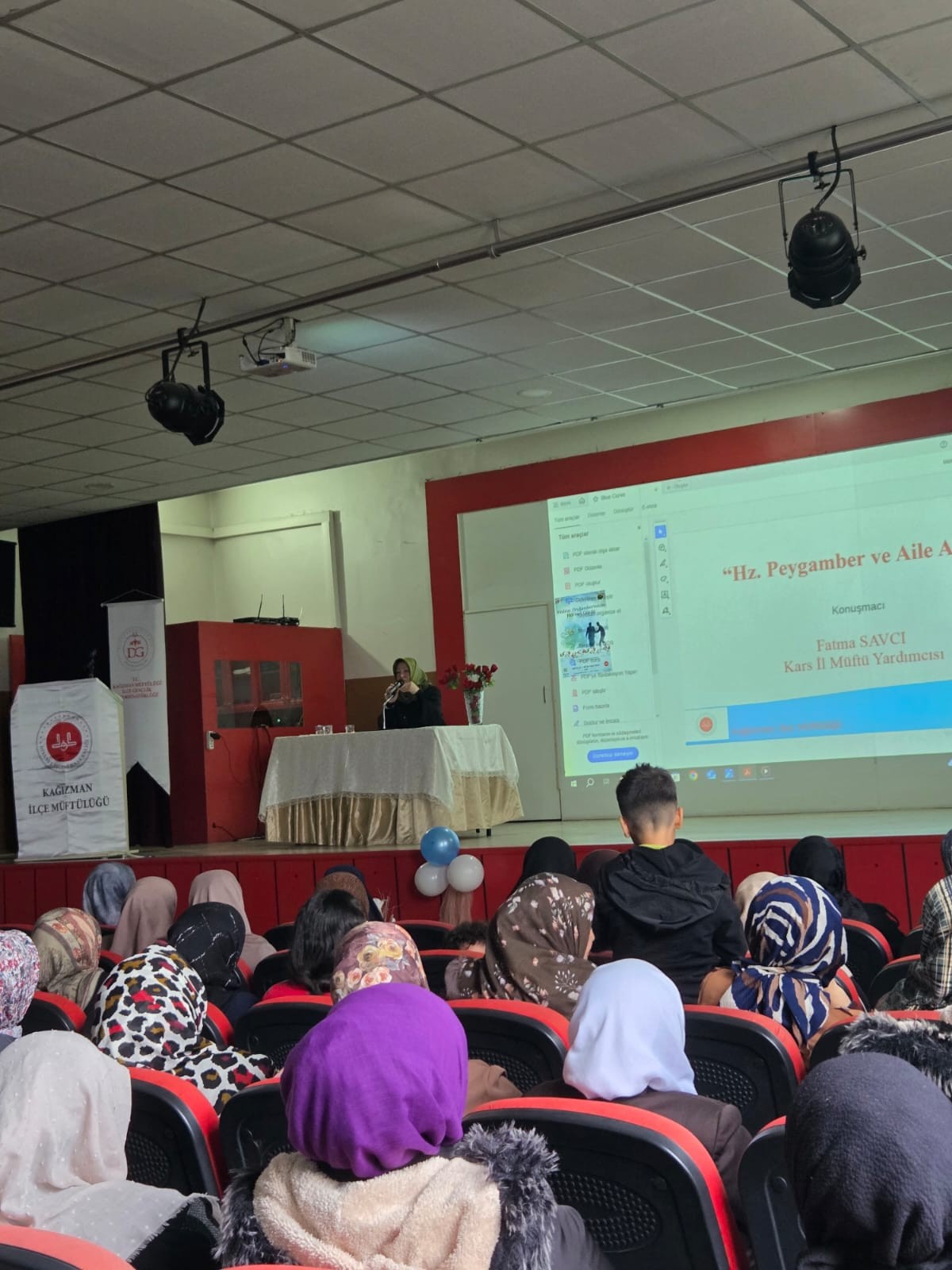 Kağızman’da Hanımlara Yönelik Mevlid-i Nebi konferansı düzenlendi