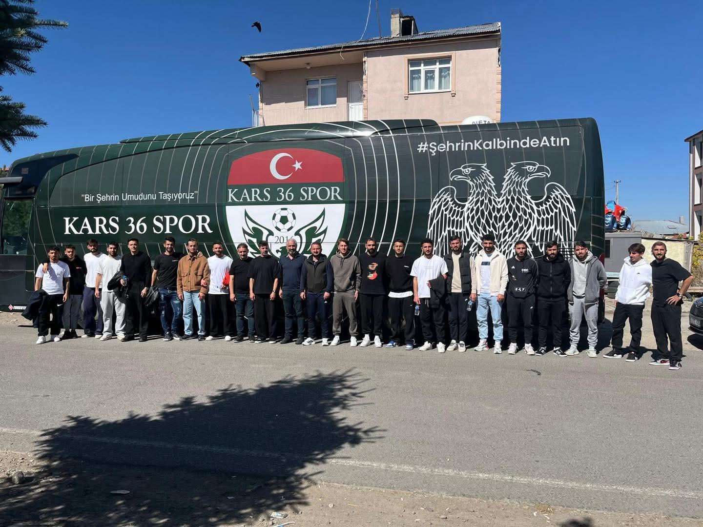 Hizmet-İş Sendikası, Kars36 Spor futbolcularını Selim Kültür Evi’nde ağırladı