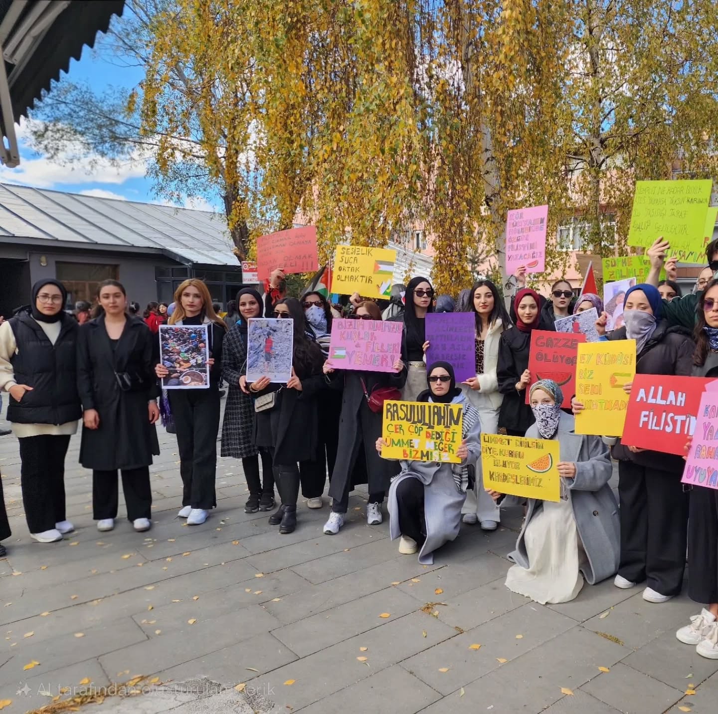Sarıkamış 100. yıl şehitleri yurdu öğrencilerinden Filistin’e destek yürüyüşü