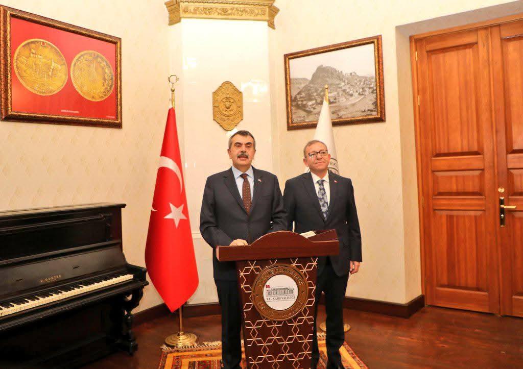 Milli Eğitim Bakanı Yusuf Tekin, Kars Valiliği’ni ziyaret etti