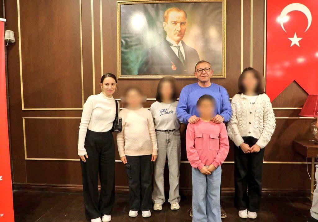 Kars Valisi Ziya Polat, Dünya Kız Çocukları Günü'nde kız çocuklarıyla buluştu