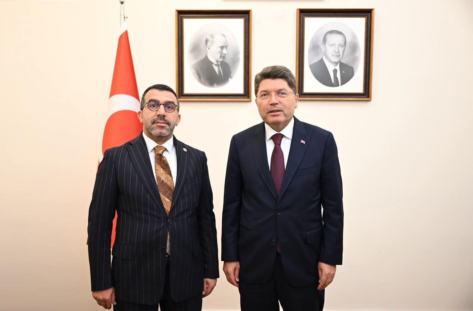 Milletvekili Adem Çalkın, Adalet Bakanı Yılmaz Tunç’u ziyaretinde Kars ile ilgili talep ve beklentileri iletti
