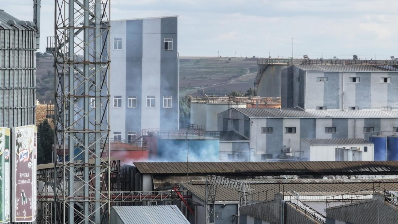 Edirne’de sıvı yağ fabrikasında patlama: 2 işçi yaralandı