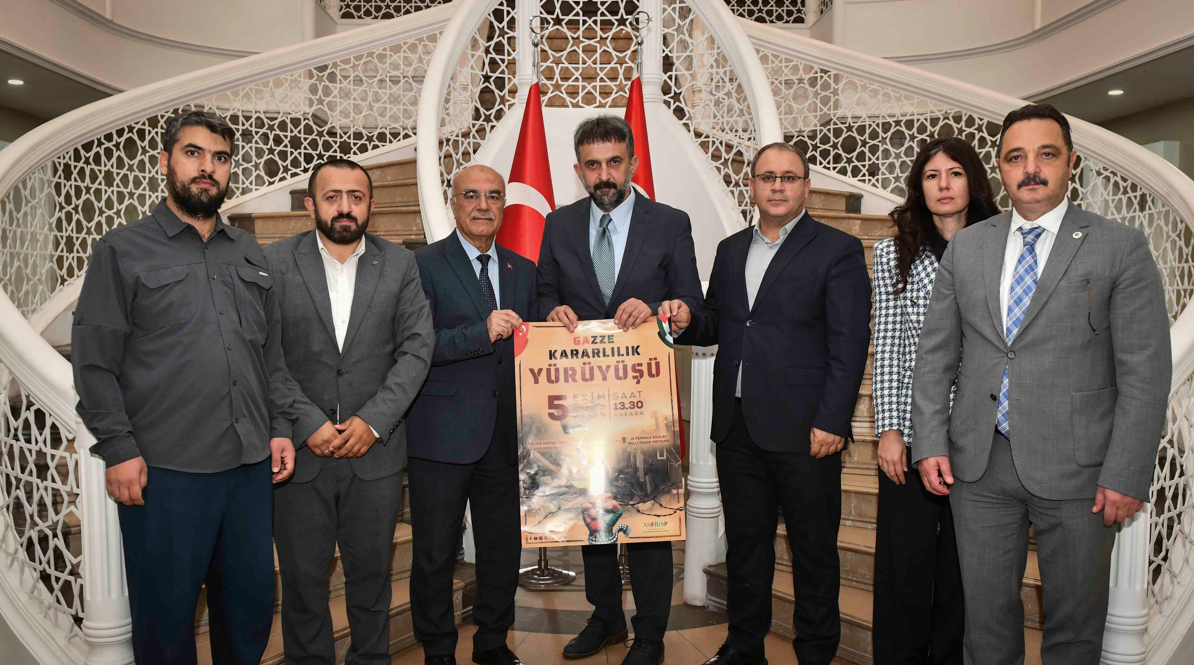 Büyük yürüyüşe davet