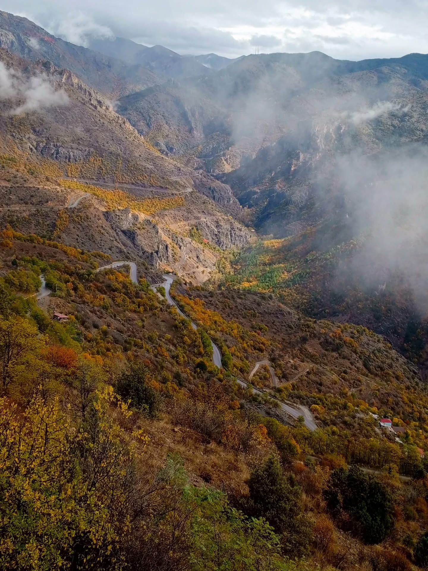Gümüşhane’de sonbahar: Renklerin büyülü dansı