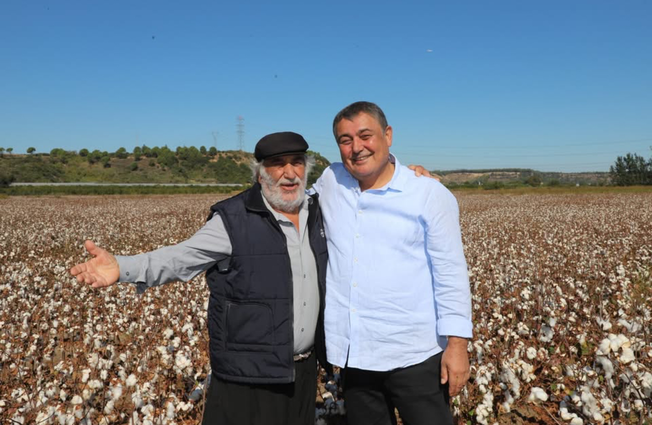 Antalya Aksu’da pamuk hasadı başladı