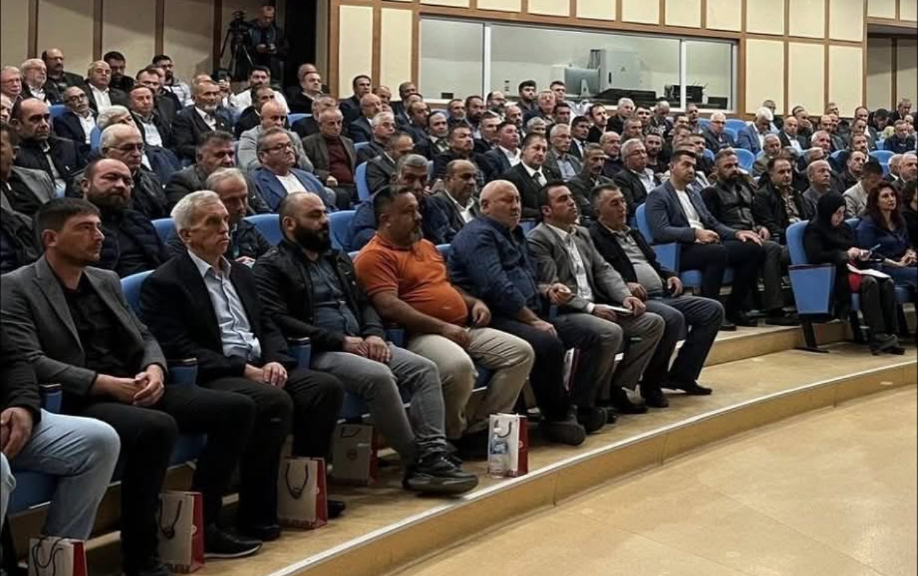 Isparta’da Muhtarlar akademisi eğitim programı başladı