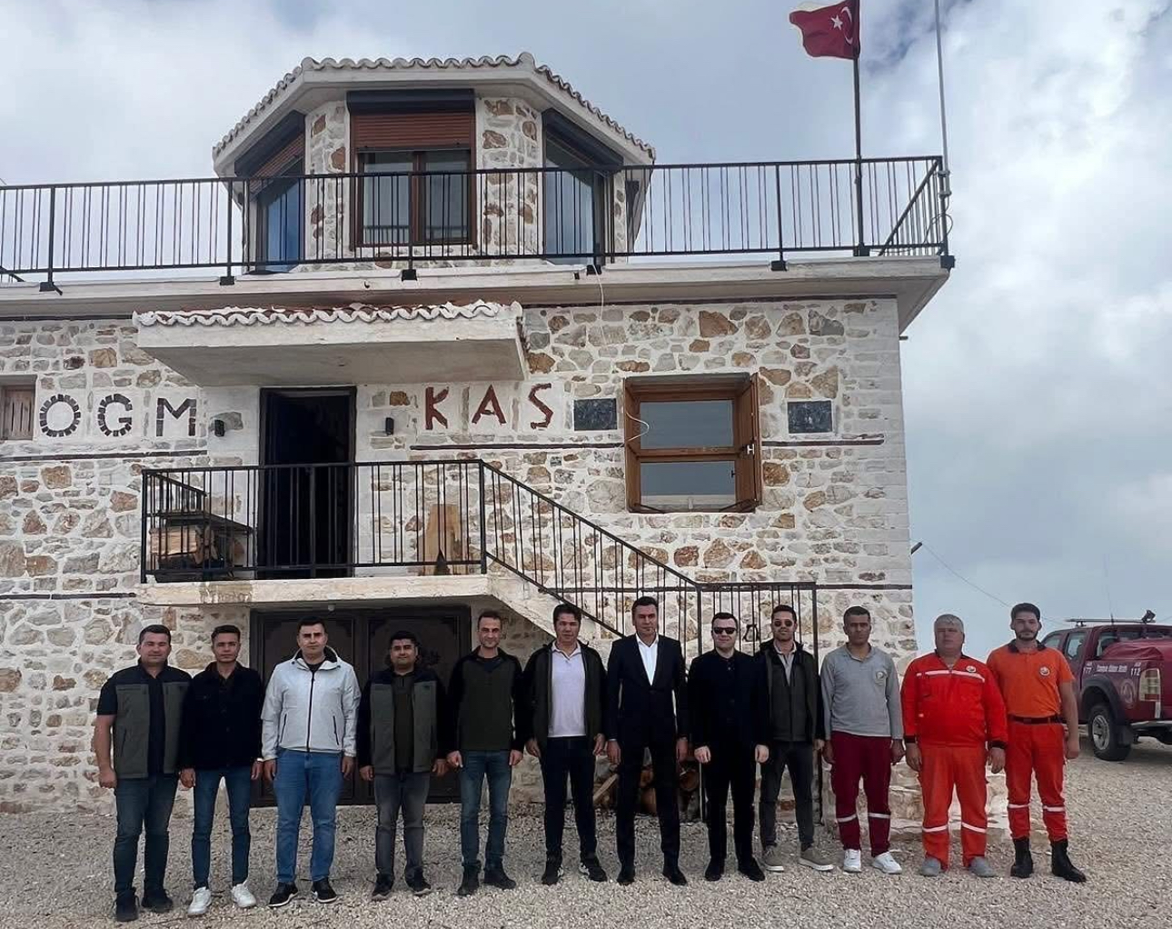 Kaş’ta Kaymakamdan yangın görevli personellere teşekkür ziyareti