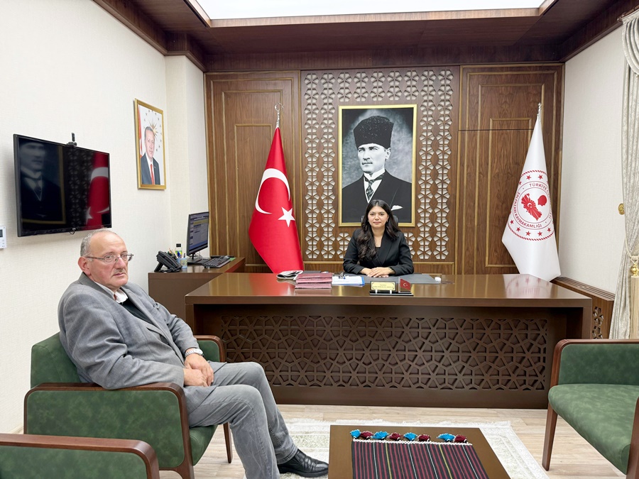 Şalpazarı’nın ilk kadın kaymakamı görevine başladı