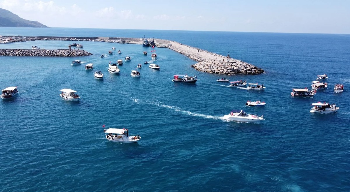 Hatay’dan Sumud Filosu’na selam: Konacık Limanı’nda destek etkinliği