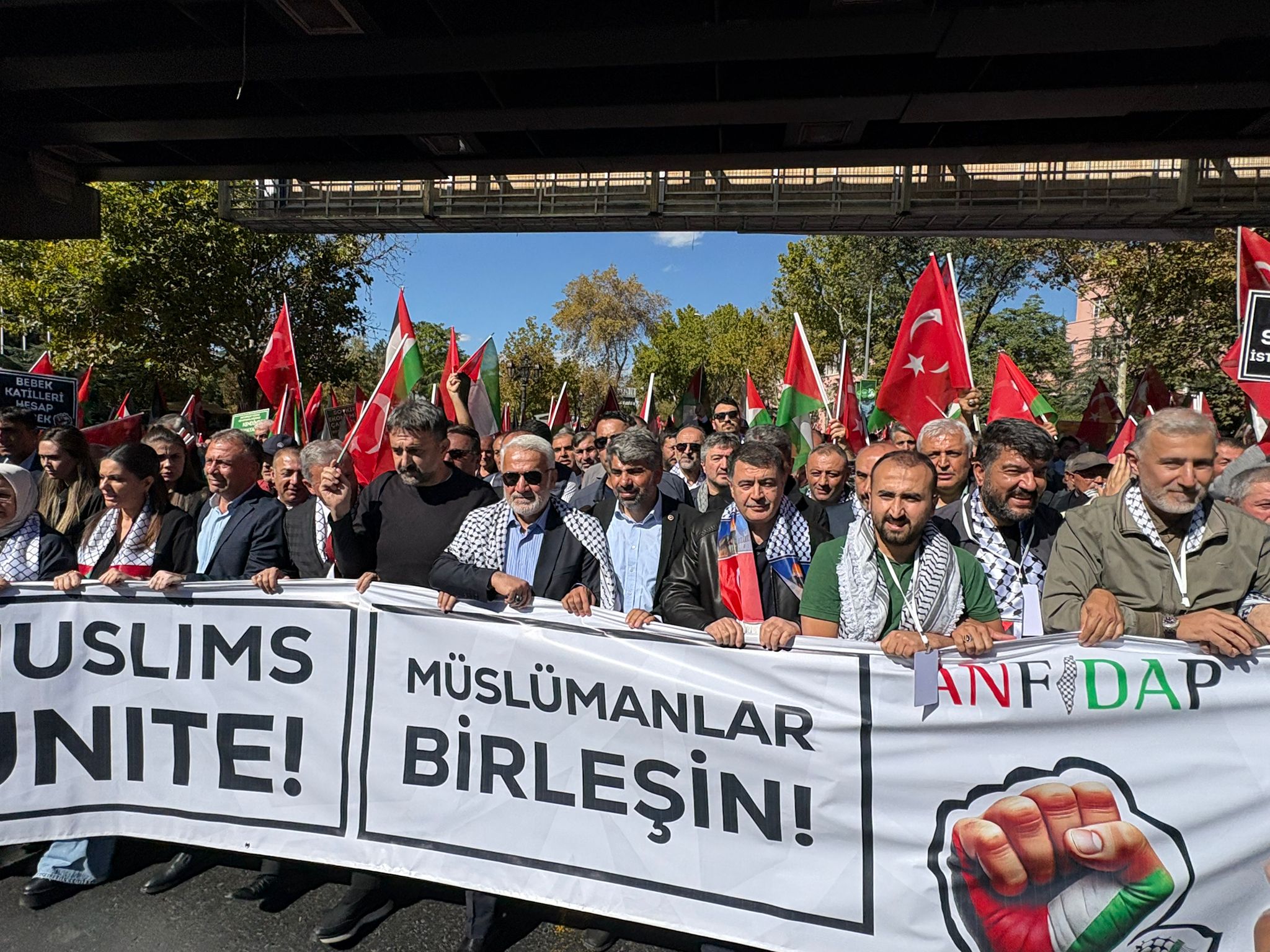 Ankara’da Gazze kararlılık yürüyüşü başladı