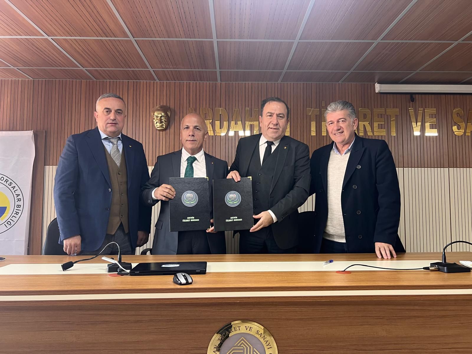 Artvin Ticaret Borsası ile Ardahan Ticaret ve Sanayi Odası Kardeş oda oldu