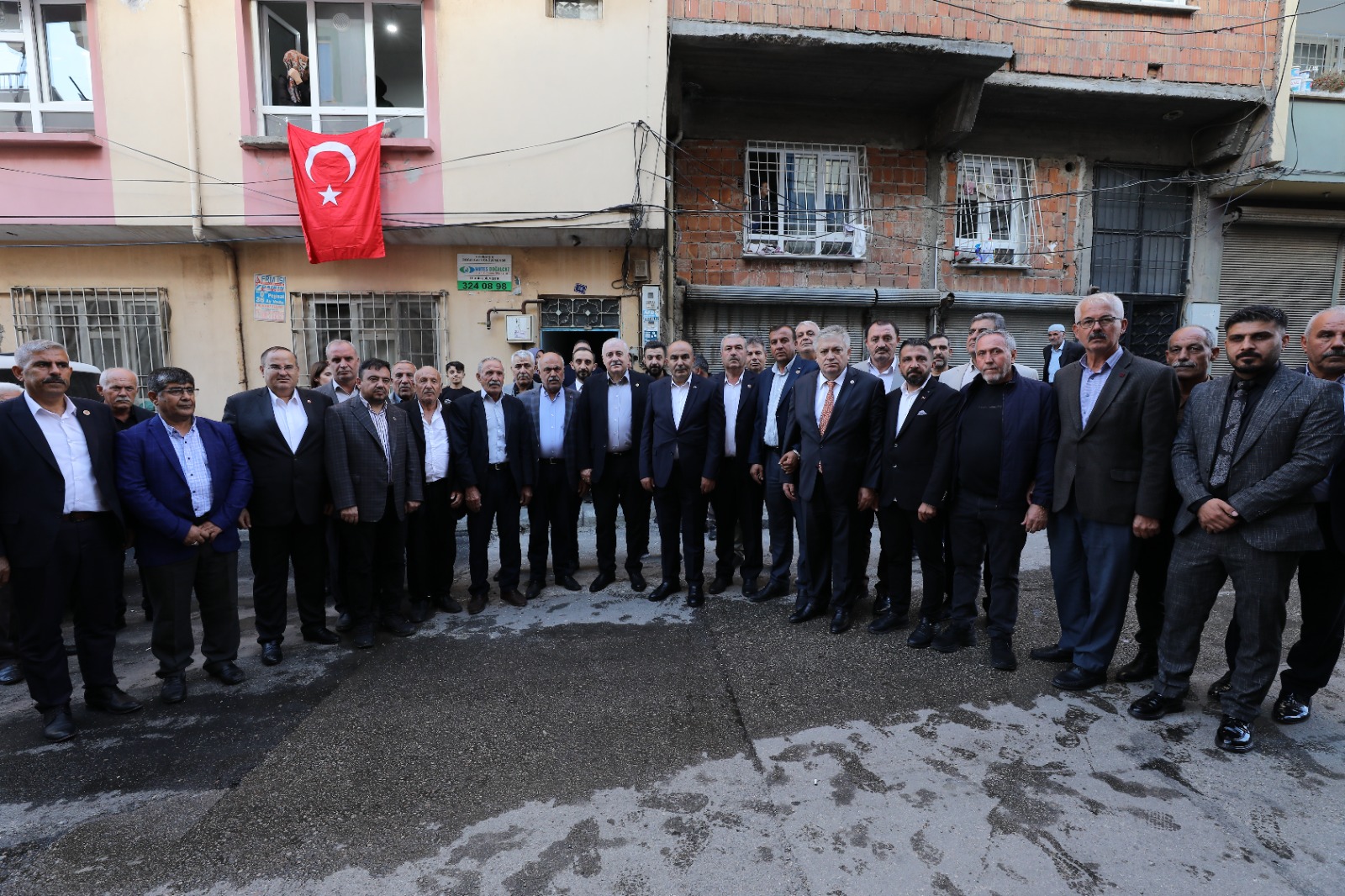 MHP Gaziantep İl Başkanlığı “Hayırlı Günler Komşum” programına başladı