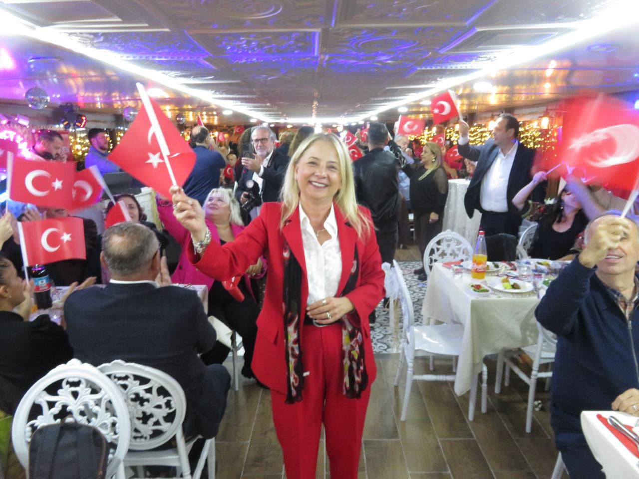 Cumhuriyet Kadınından birlik mesajı: TÜRSAB Başkan Adayı Aylin Özsavaş’tan güven ve şeffaflık sözü