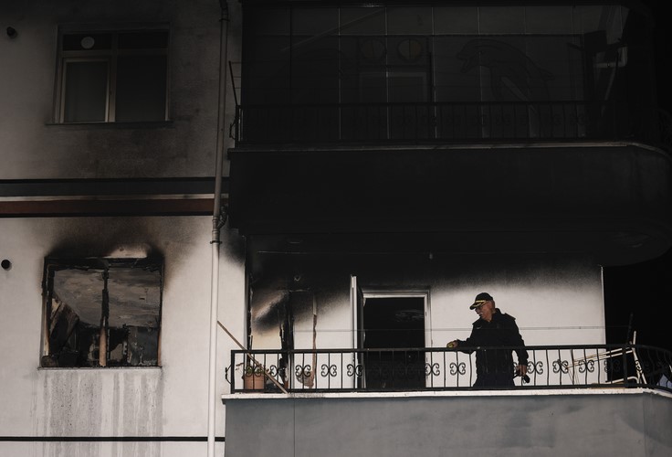 Ankara’da apartman dairesinde patlama: Bir kişi yaralı