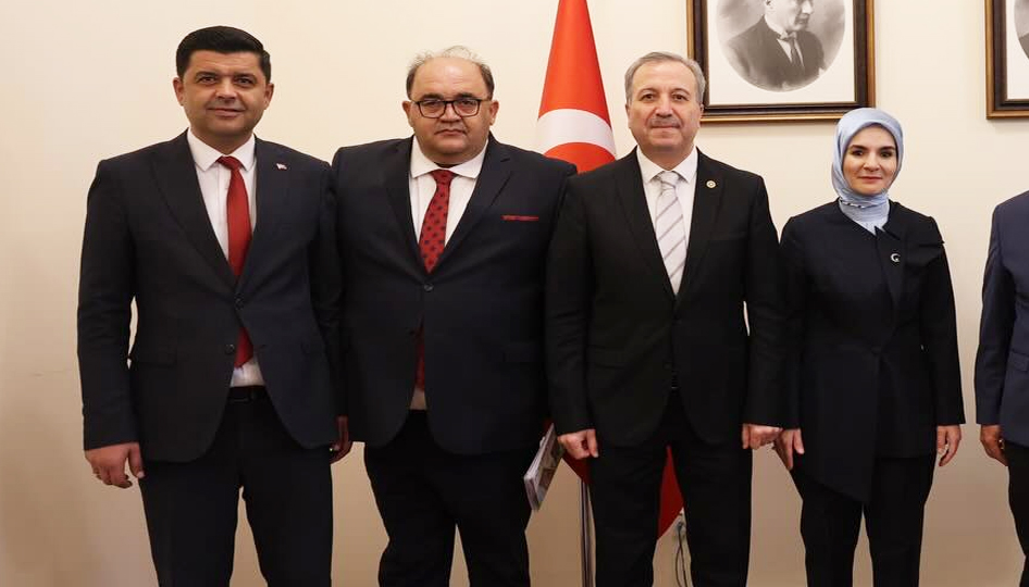 Başkan Parlak, Keçiborlu’ya dev bütçeli yeni hizmet için Bakanla görüştü