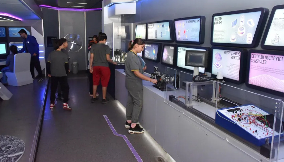 Kepez’in Bilim Yolculuğu Duraliler’den başladı