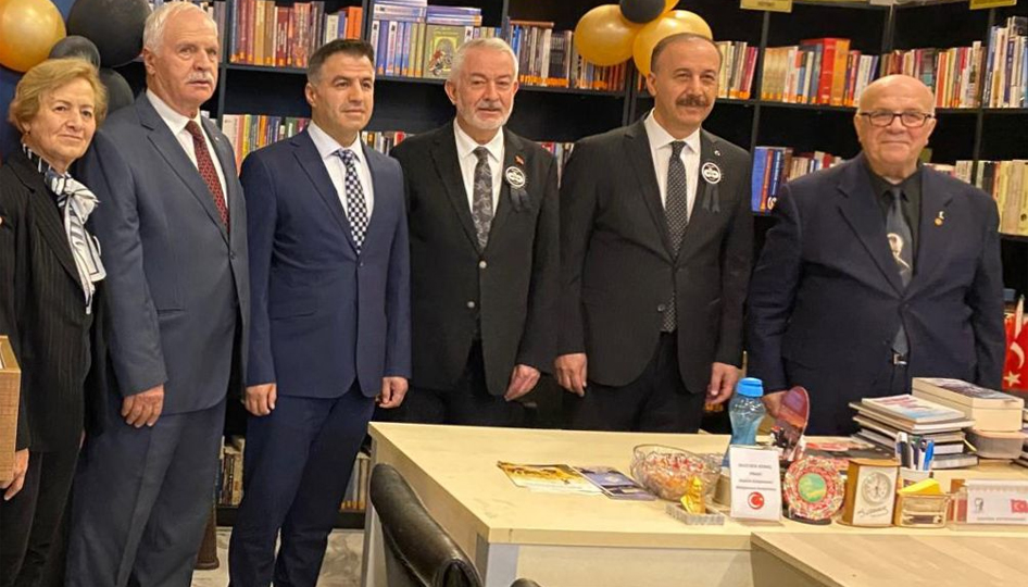 Toplumsal çürüme uyarısı: Çare kitapta