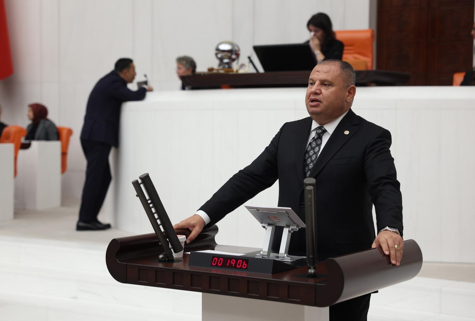 Öztürk: “Gençliği korumak milli görevimizdir”