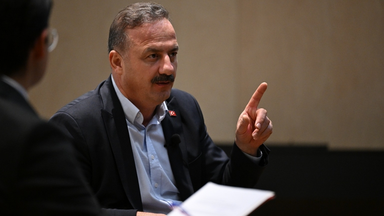 Ağıralioğlu, MEF Üniversitesi’nde gençlerle buluştu