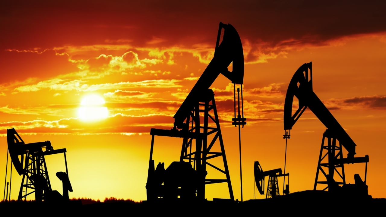 Brent petrolün varili 62,15 dolardan işlem görüyor