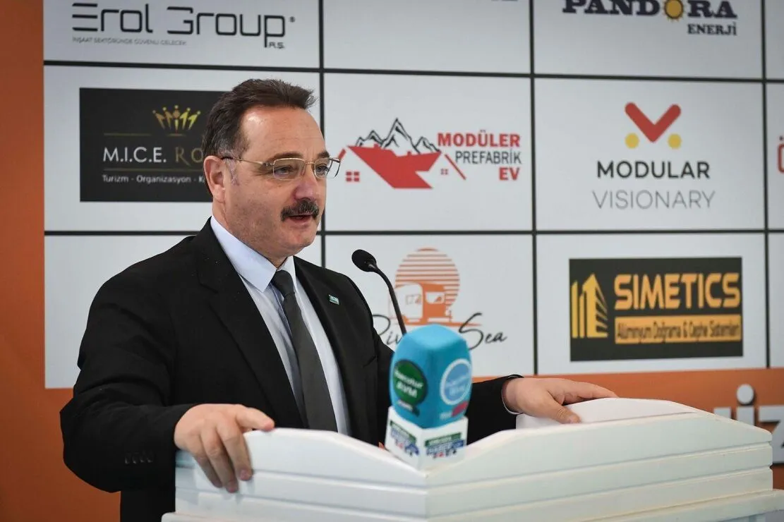 Dr. Süleyman Basa: Minimal evler az metrekarede geniş bir özgürlük alanı sunuyor