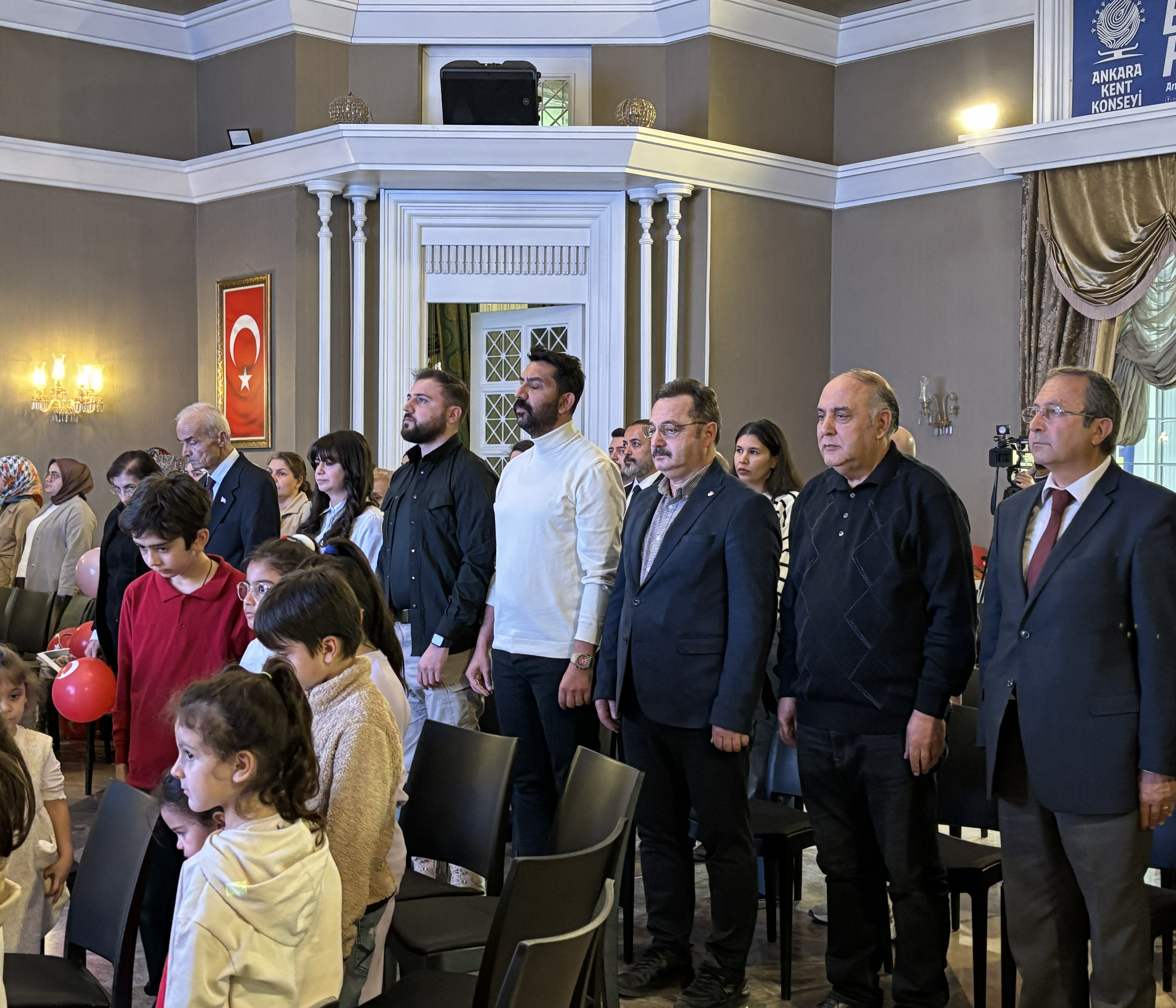 Başkentli minikler AKK’de buluştu: “Dünya çocuklar için dönsün”