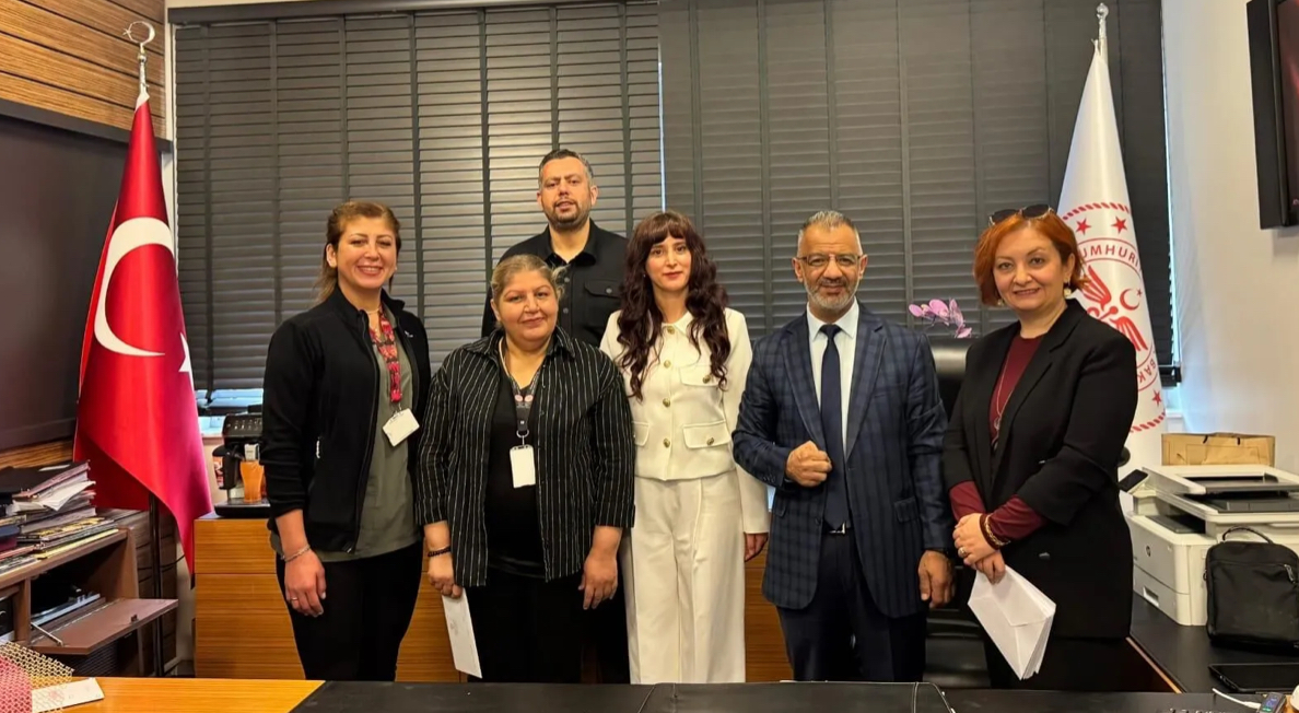 Düşünür Koleji’nden lösemili çocuklara sevgi dolu ziyaret
