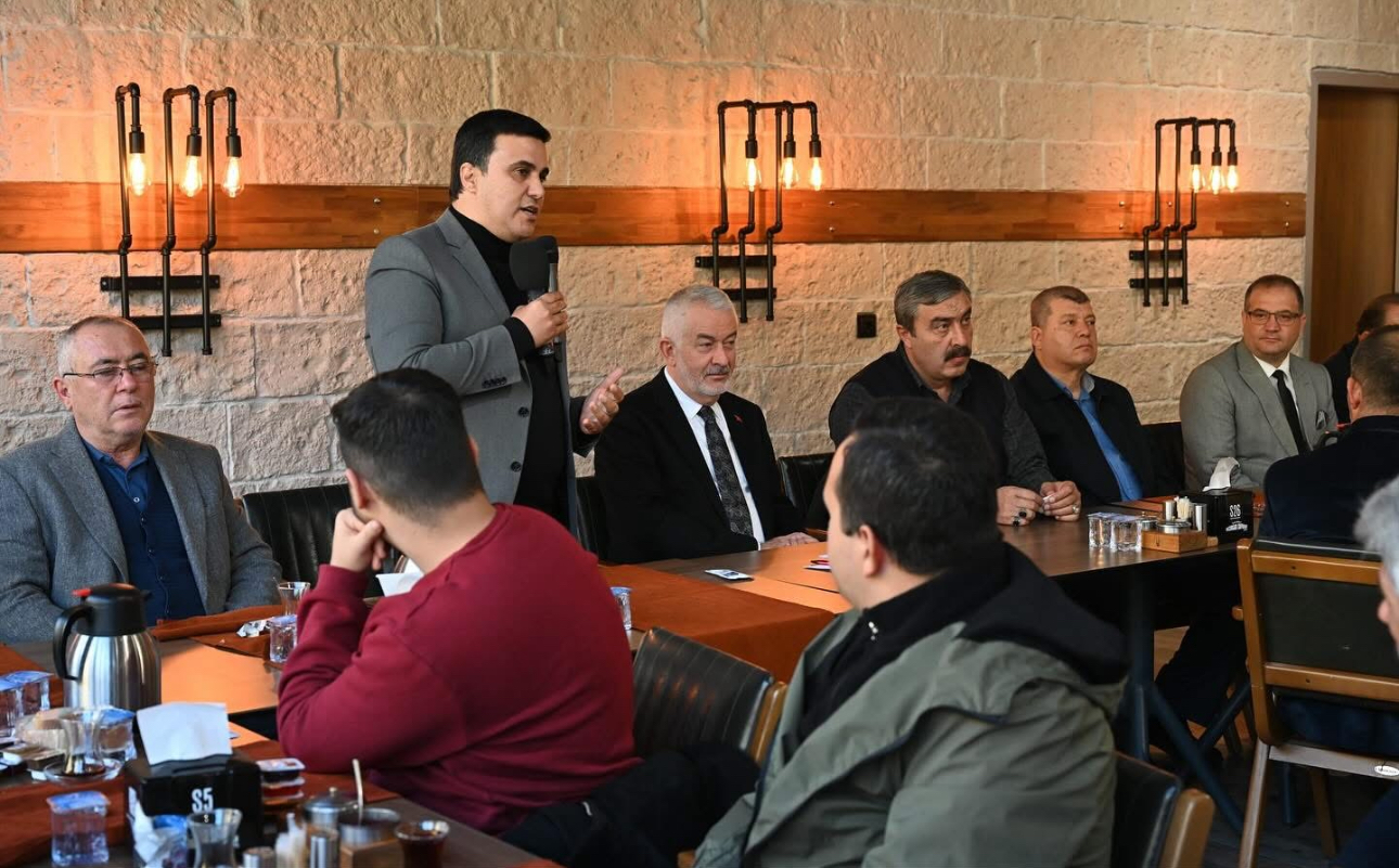 Halk otobüsü esnafından başkan’a: “Abimiz”