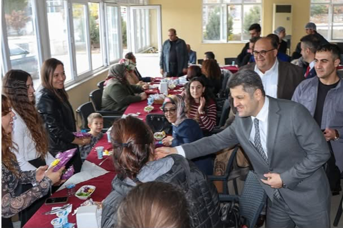 Keçiborlu’da 24 Kasım öğretmenler günü kutlandı