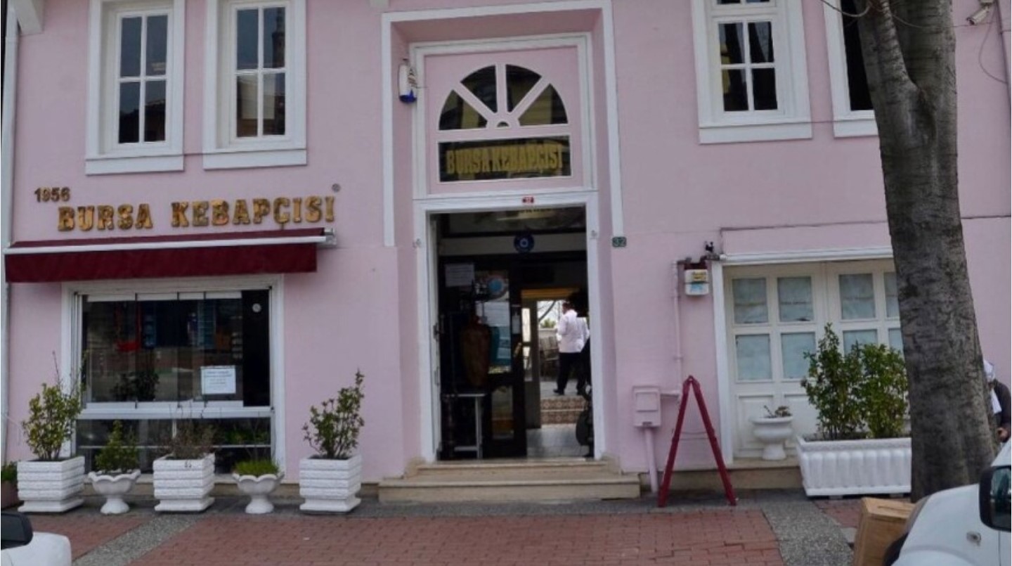 Bursa gastronomisinin duayen ailesinden bir değer daha uğurlandı: Vedat Kural