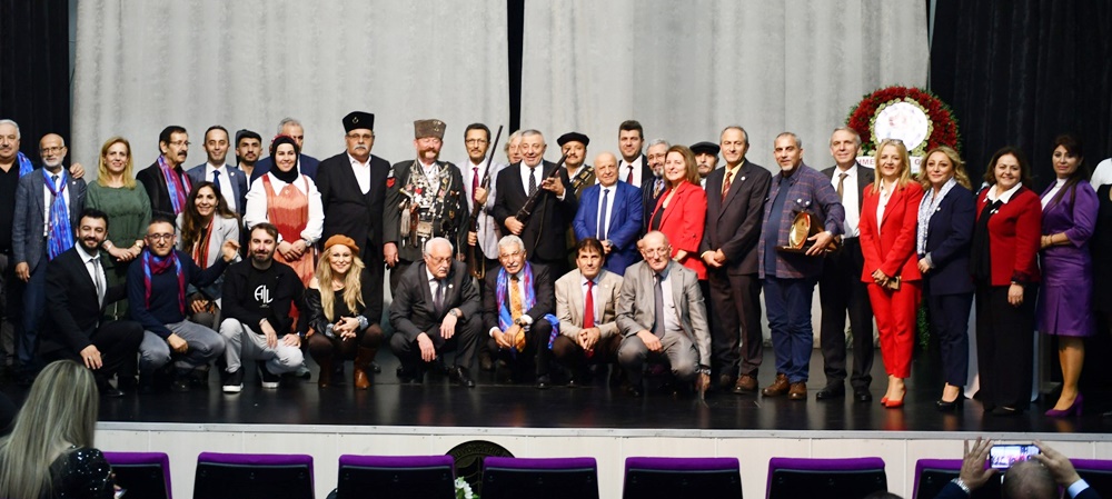 Yerel basın ödülü alanların katılım dallarına göre isimleri