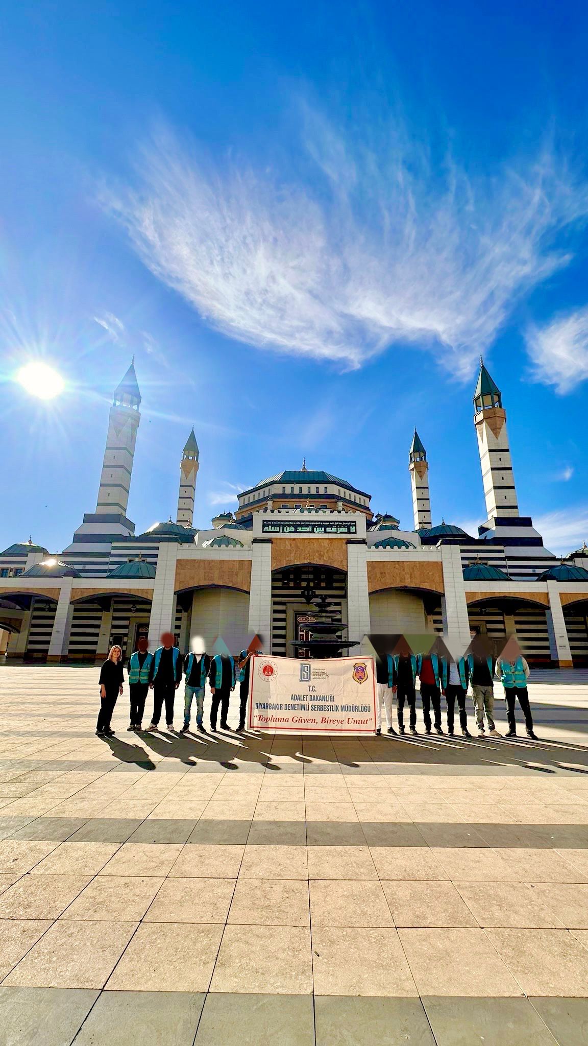 Cami peyzajında emeği olan hükümlülere Müftü ve Başsavcı vekilinden teşekkür
