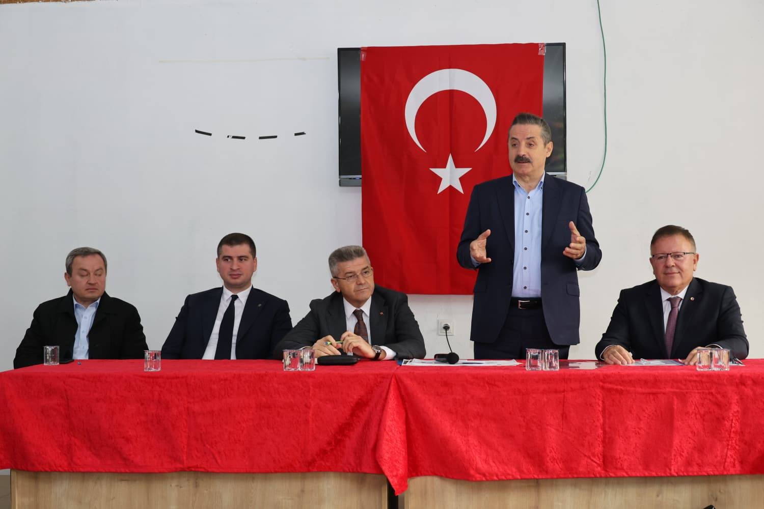 Artvin Valisi Ergün ile Milletvekili Çelik, Artvin Livane Küçük Sanayi Sitesini İnceledi