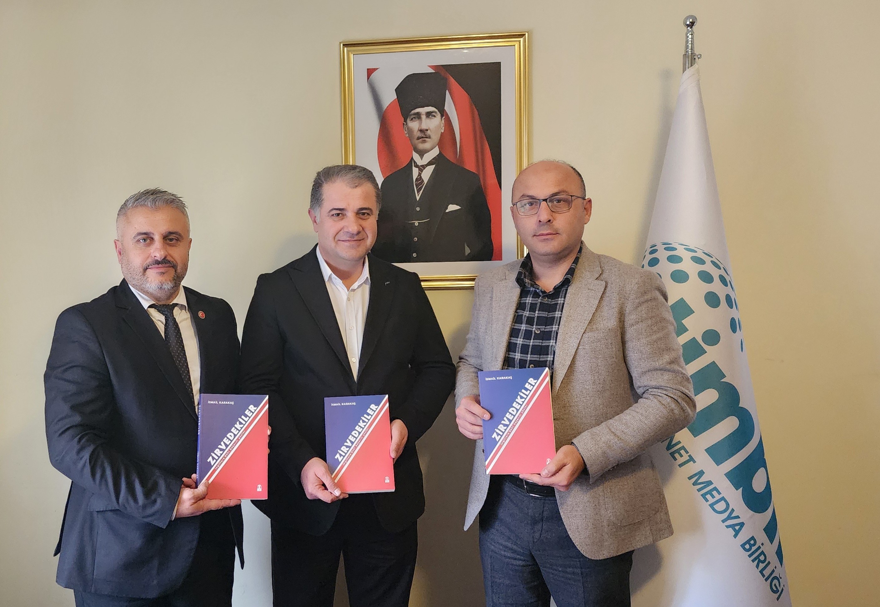 “Zirvedekiler” TİMBİR ve BHA Yöneticilerine Takdim Edildi