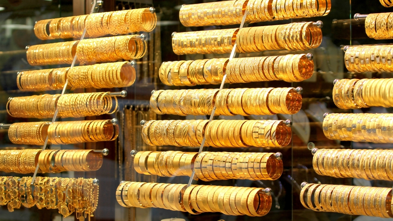 Altın güne yükselişle başladı: Gram altın 6 bin 167 liradan işlem görüyor