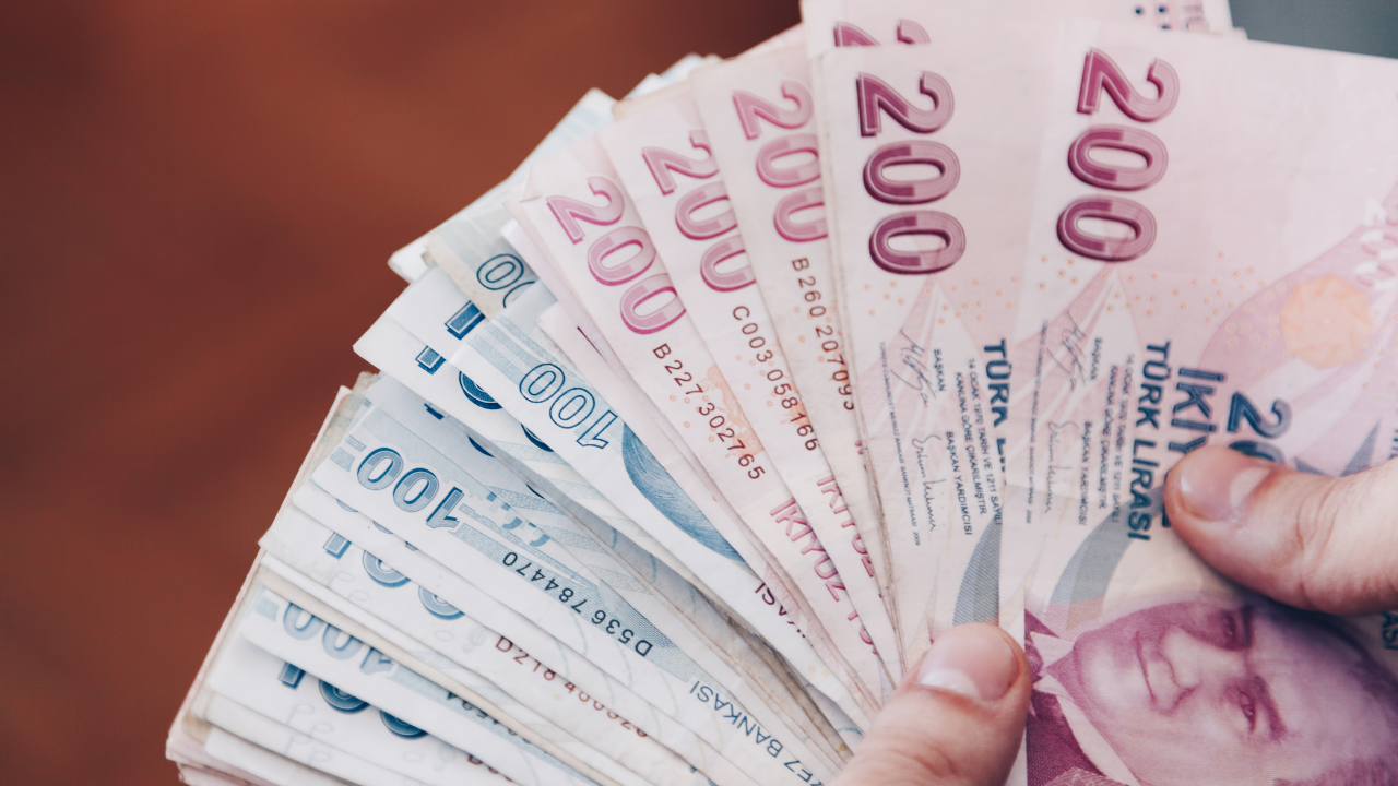 SON DAKİKA | Asgari ücret 28 bin 75 lira oldu!