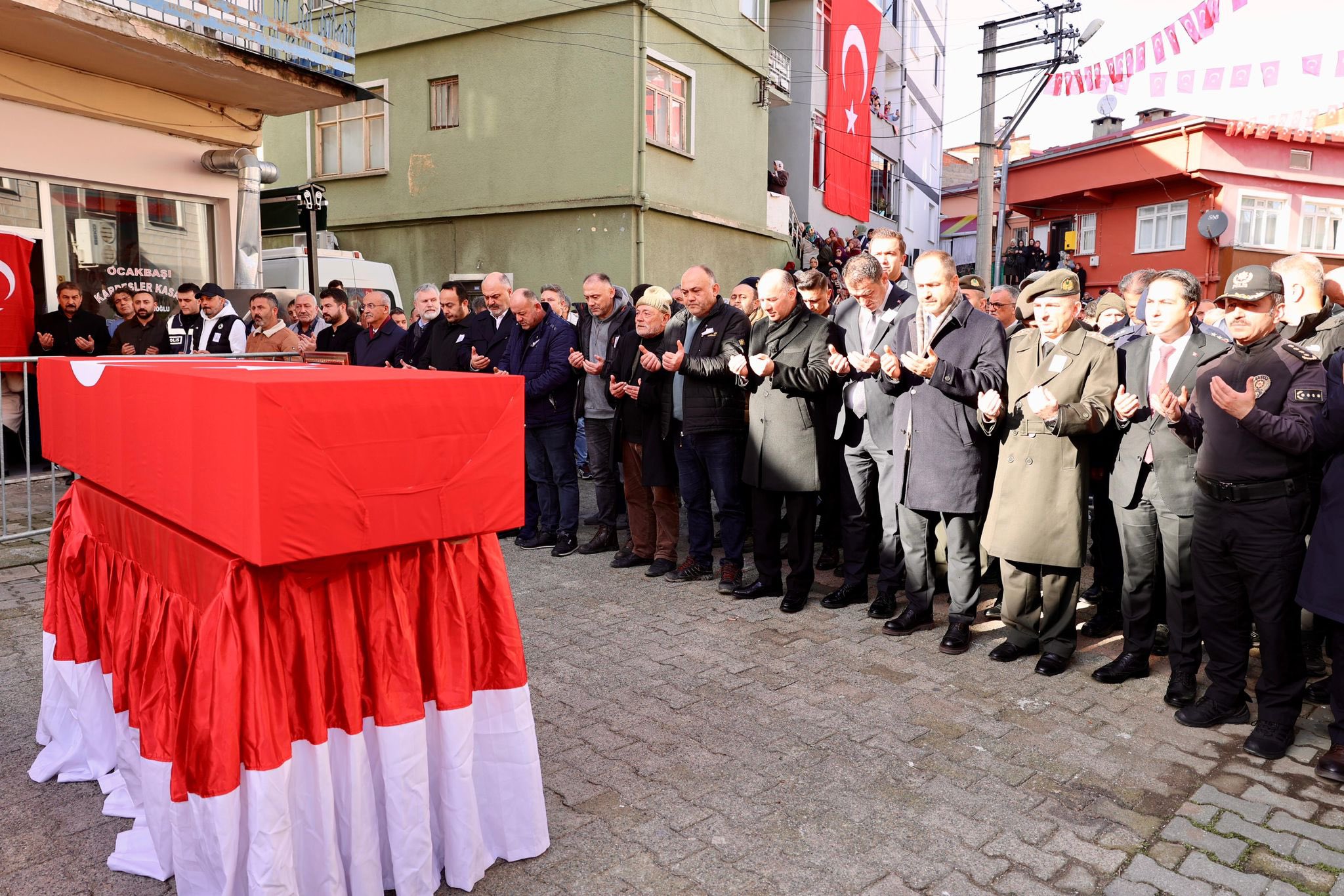 Birliğinde fenalaşarak hayatını kaybeden Piyade Er Aydın için tören