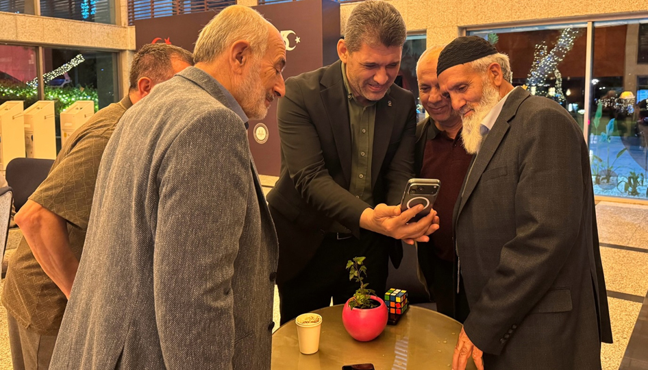 Ali Çetin, şehit aileleriyle buluştu