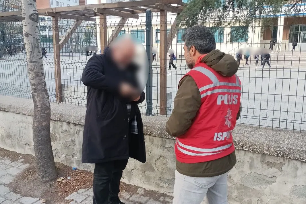 Okul önlerinde sıkı denetim: Çocukların güvenliği öncelik