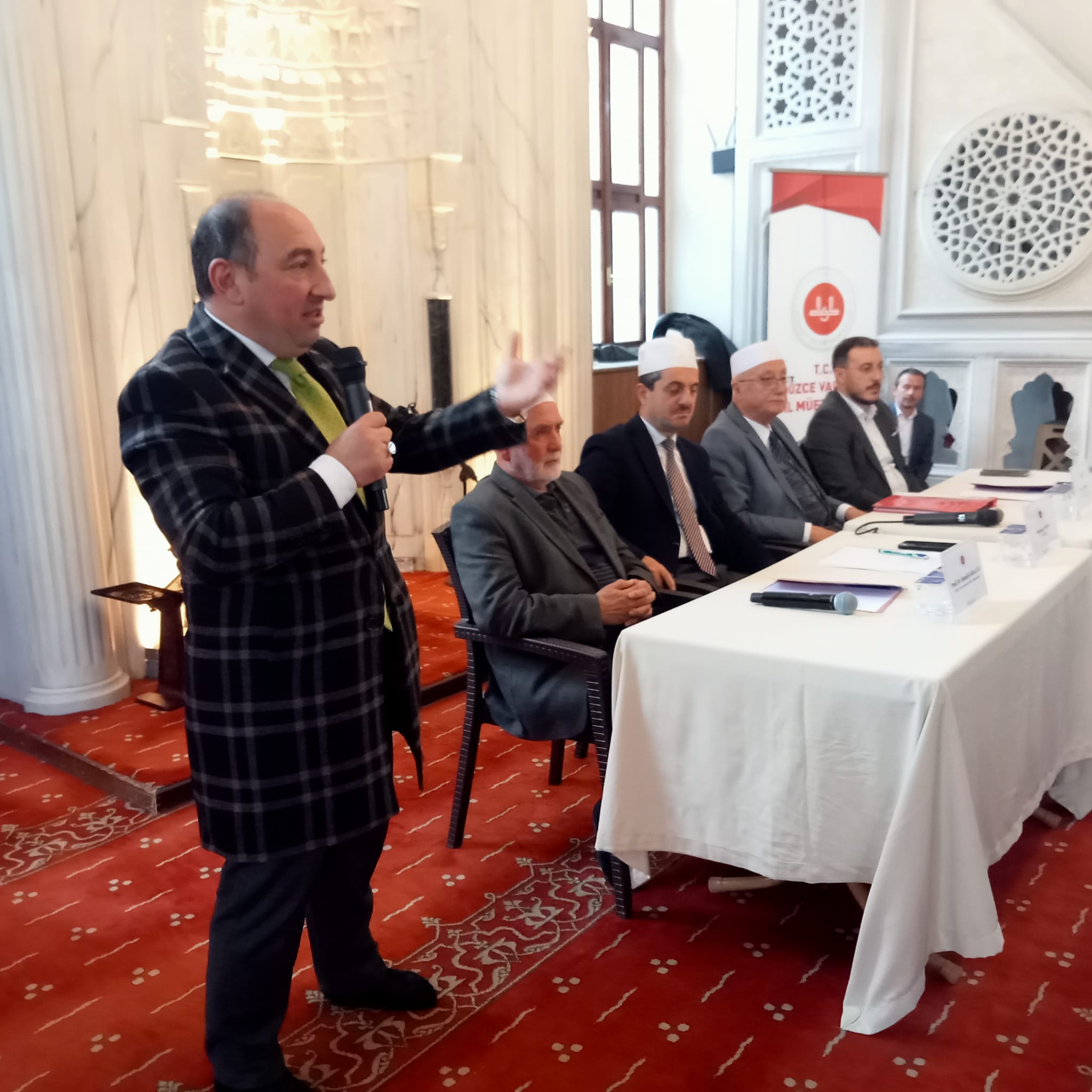 Düzce’de  müftülük “Engelliler için panel” düzenledi