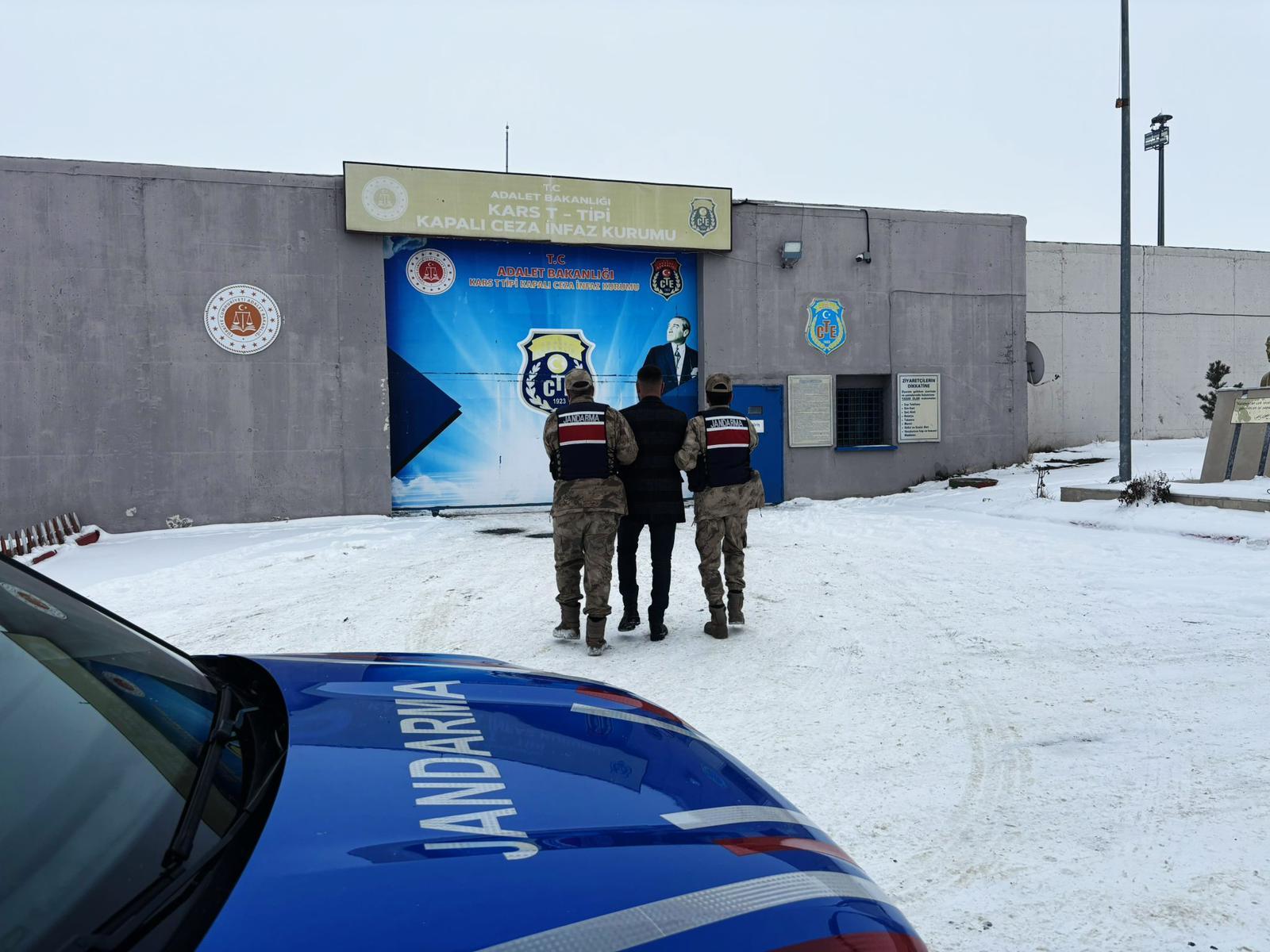 Firari Şahıs Kars Jandarmasından kaçamadı yakalandı!