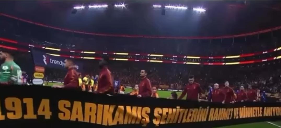 Sahada Vefa Rüzgarı: Galatasaray’dan Sarıkamış Şehitlerine Anlamlı Selam!
