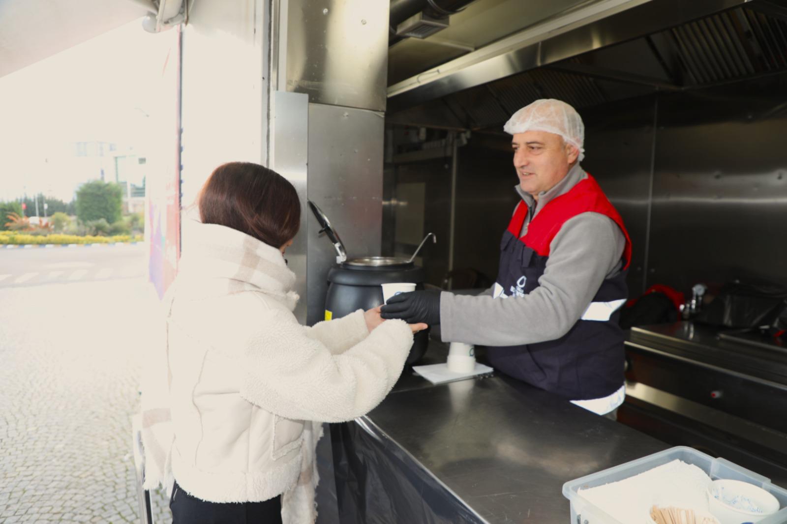 Üniversiteli gençler: “Soğuk havalarda içimiz ısınıyor”