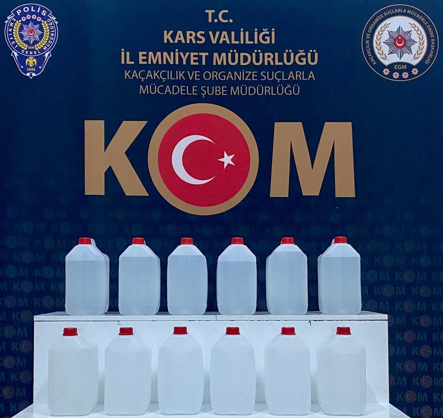 Kars'ta yılbaşı öncesi dev operasyon: 13 gözaltı!