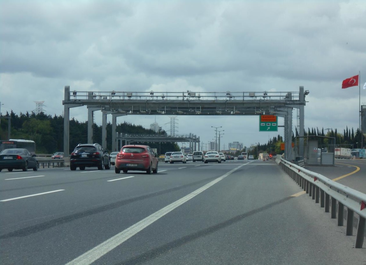 Köprü ve otoyol geçiş ücretlerinin zam oranı belli oldu