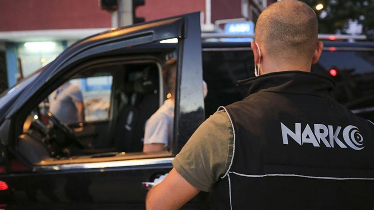 Zehir tacirlerine büyük darbe: 72 ilde 970 şüpheli yakalandı