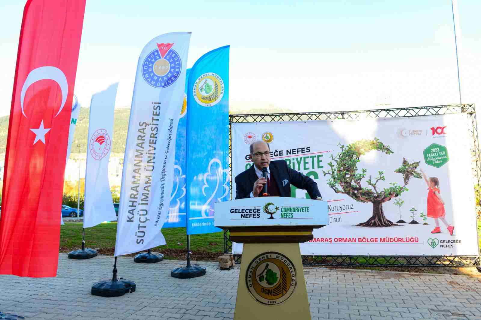 KSÜ’de “Geleceğe Nefes, Cumhuriyete Nefes” Kampanyası İçin Fidan Dikildi