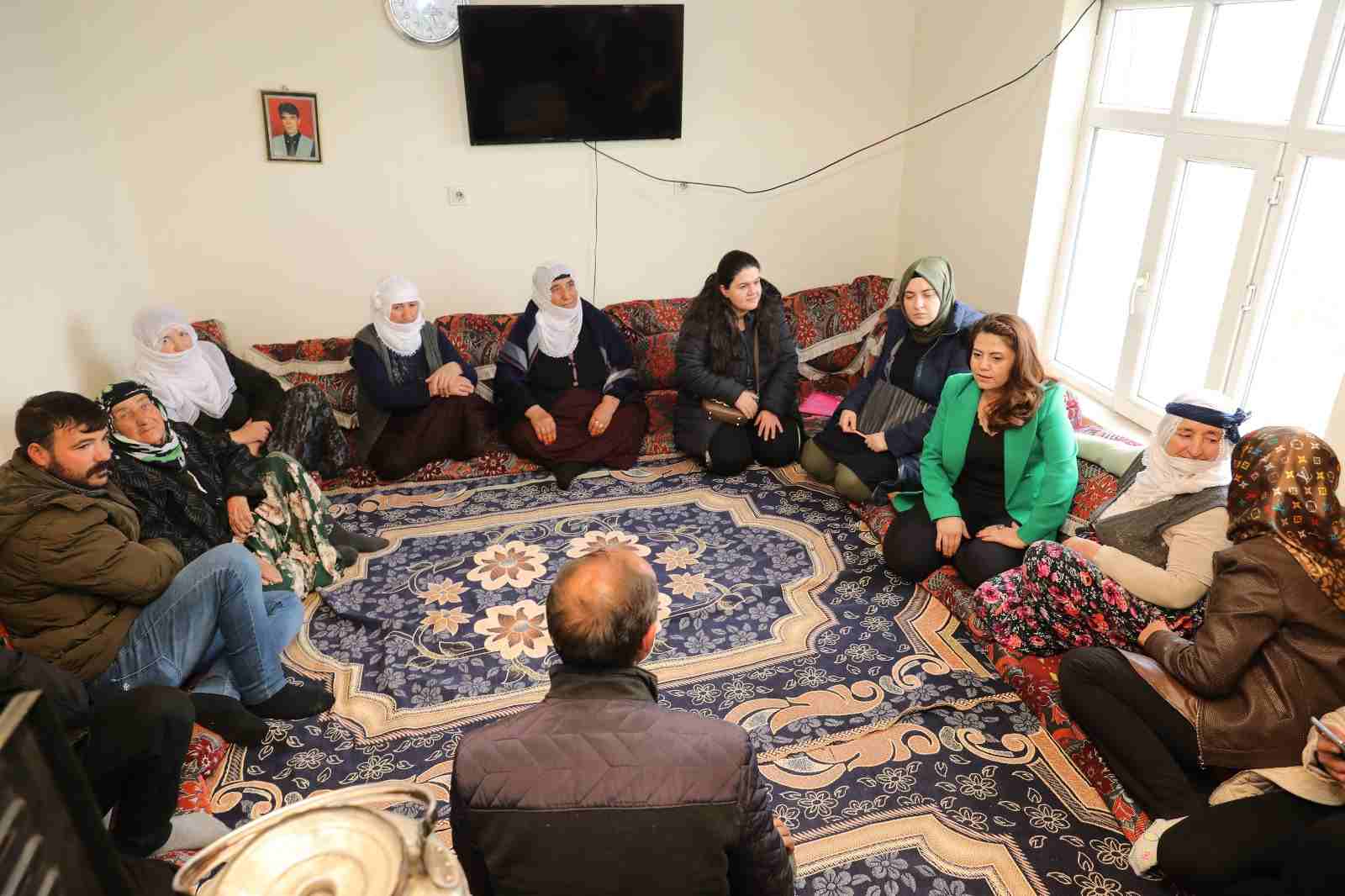 İpekyolu'nda kırsal mahalle ziyaretleri sürüyor