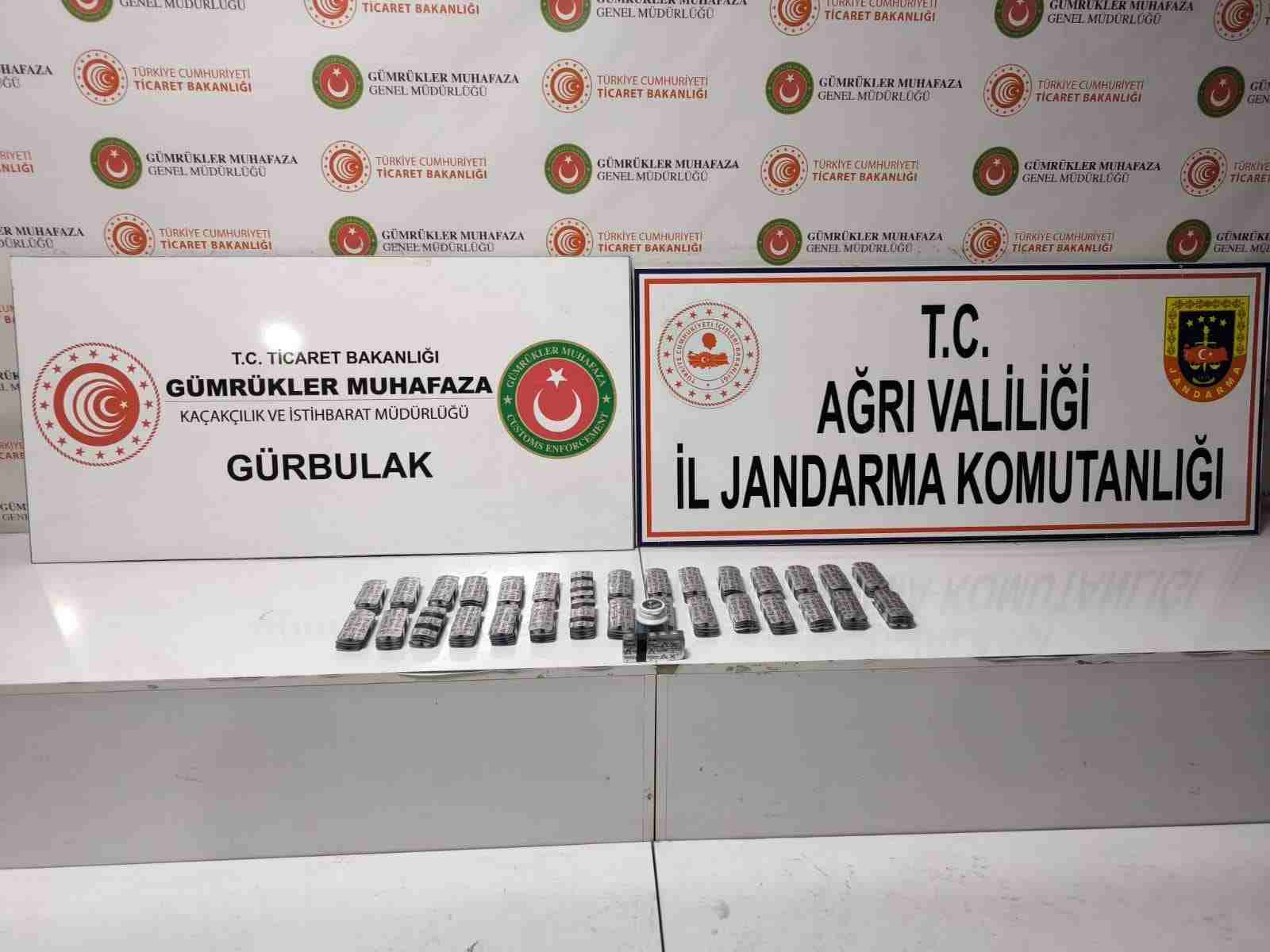 Gürbulak Gümrük Kapısı'nda 1582 adet uyuşturucu hap ele geçirildi